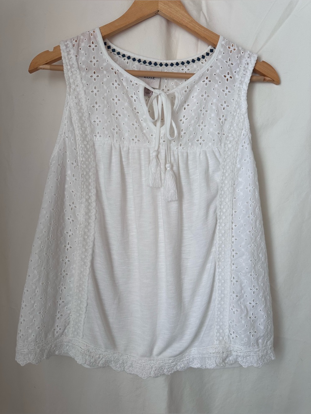 Knox Rose White Eyelet Tie-Front Sleeveless Camisole